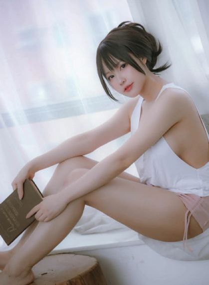 女式透明内衣视频_1080高清视频观看