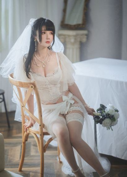 折磨小双性憋尿锤尿包虐_神马电影在线观看
