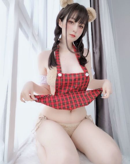 两根硕大一起挤进小紧H共妻_BD英语免费在线播放