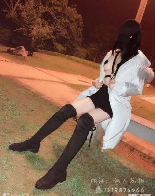 酒店偷拍刚结婚的少妇和情人偷情_1080P高清免费观看
