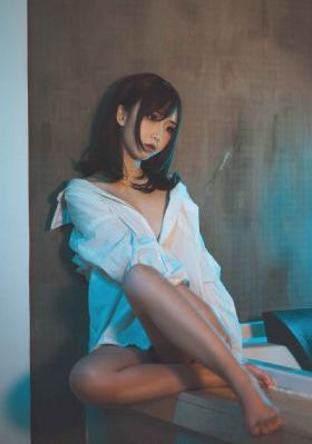日本工口h无翼乌全彩的演员_BD英语在线播放